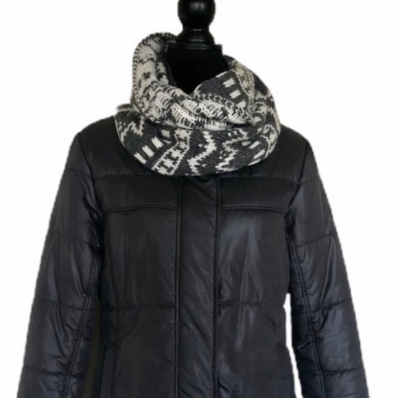 American Eagle NWOT alpaca blend grey & cream warm infinity scarf cold weather - Picture 8 of 8